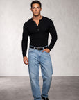 The model wears size L – 180 CM