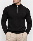 He wears size L – 185 cm tall