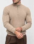 He wears size L – 185 cm tall