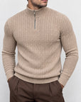 He wears size L – 185 cm tall