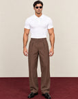 He wears size L/32 – 185 cm tall