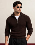 He wears size L – 185 cm tall