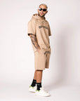 CAMISETA CON CAPUCHA LOGO CURVADO | BEIGE