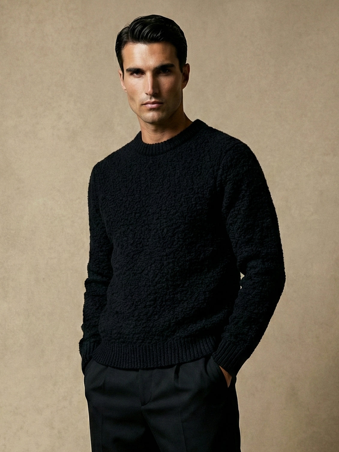 FLUFFY WOOL JUMPER | BLACK