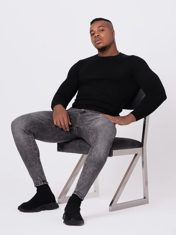 KNITTED ROUND NECK JUMPER | BLACK