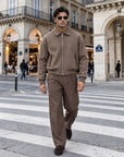 He wears size L – 185 cm tall