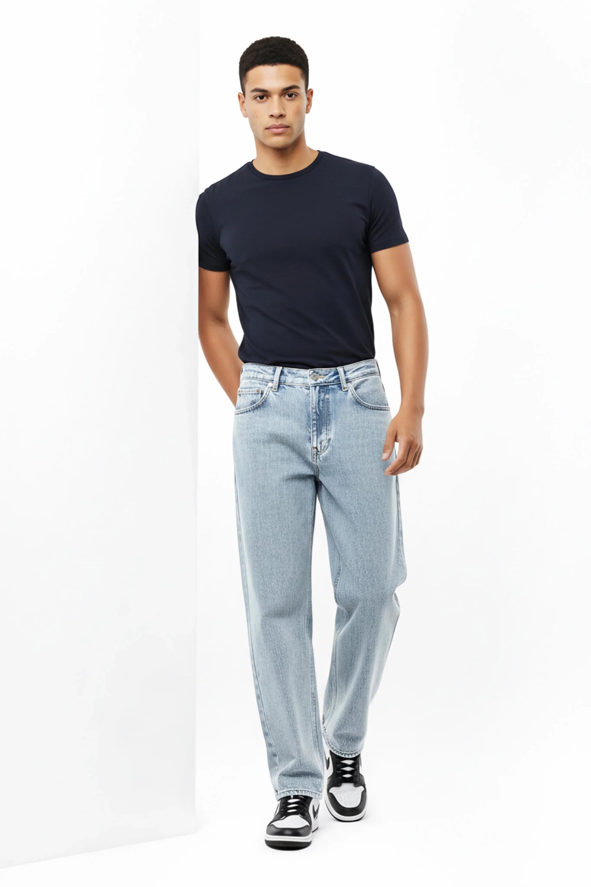 Basic Relaxed Fit Jeans | Light Blue