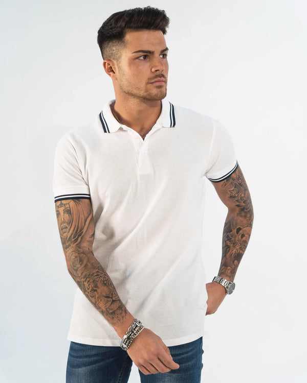 Weißes Poloshirt von Morengar mit Kontrastkragen