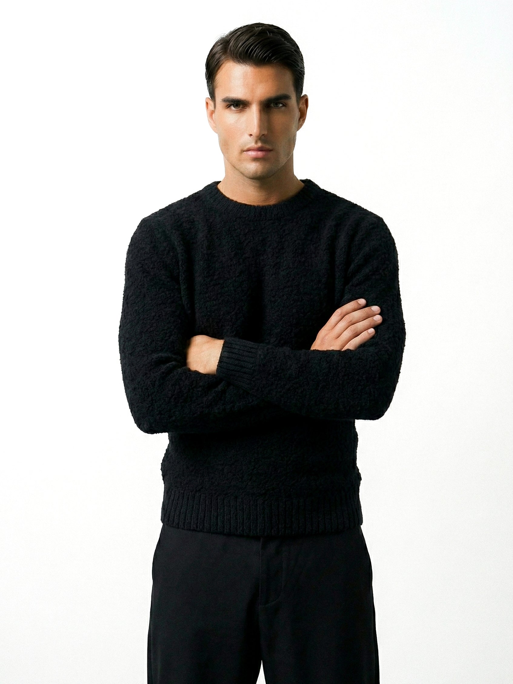 FLUFFY WOOL JUMPER | BLACK