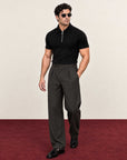 He wears size L/32 – 185 cm tall