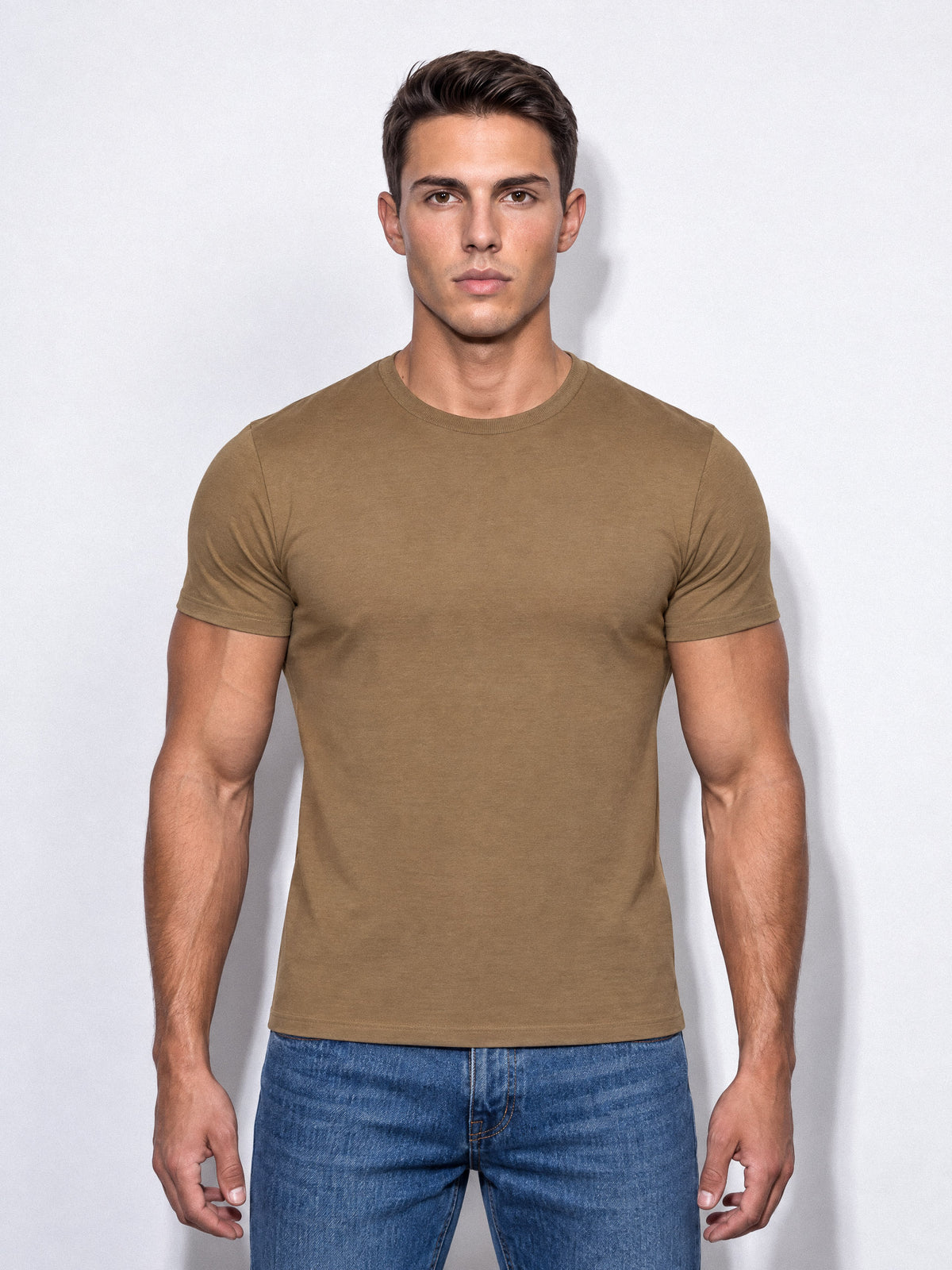 He wears size L – 180 cm tall
