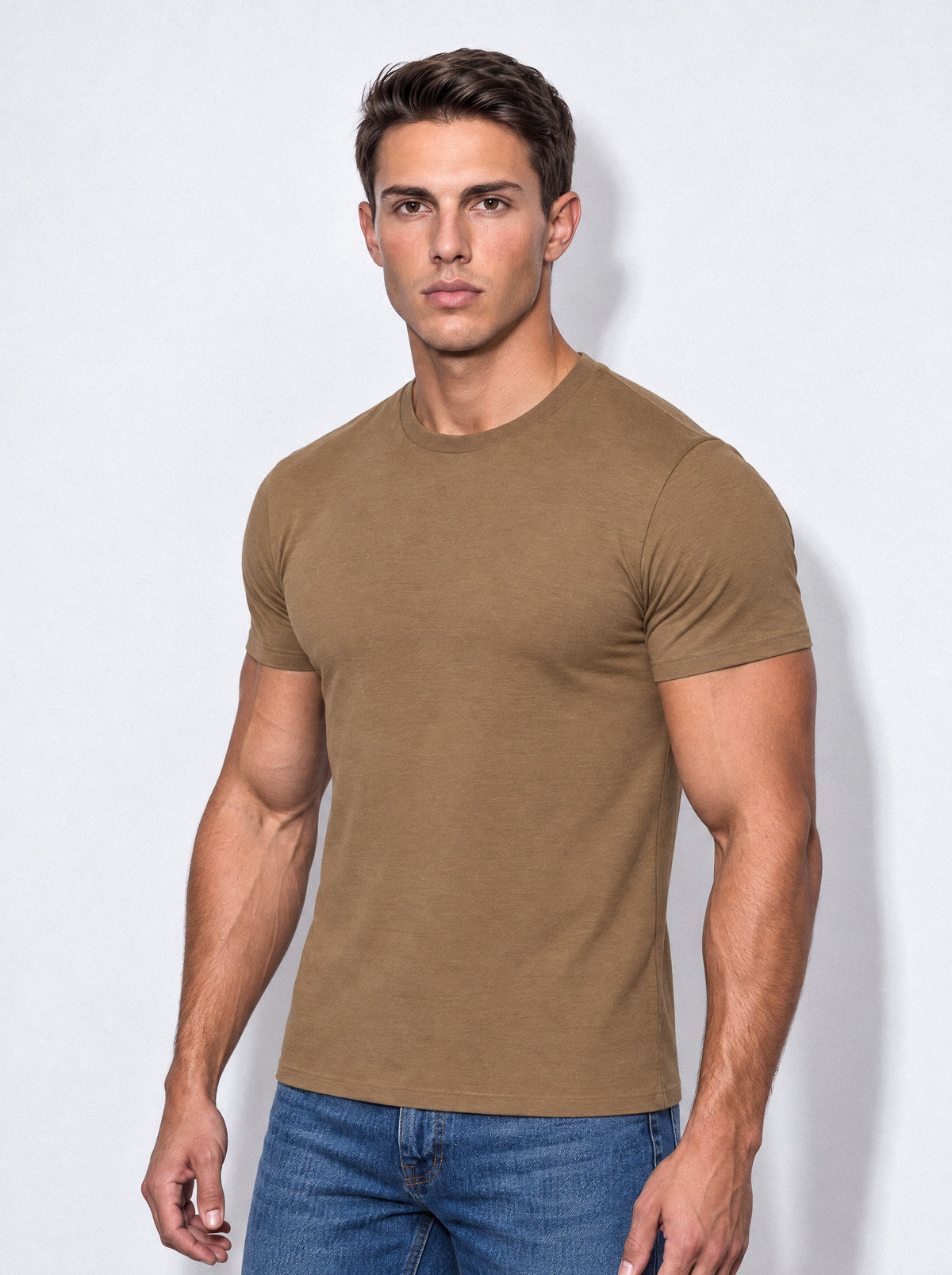 He wears size L – 180 cm tall