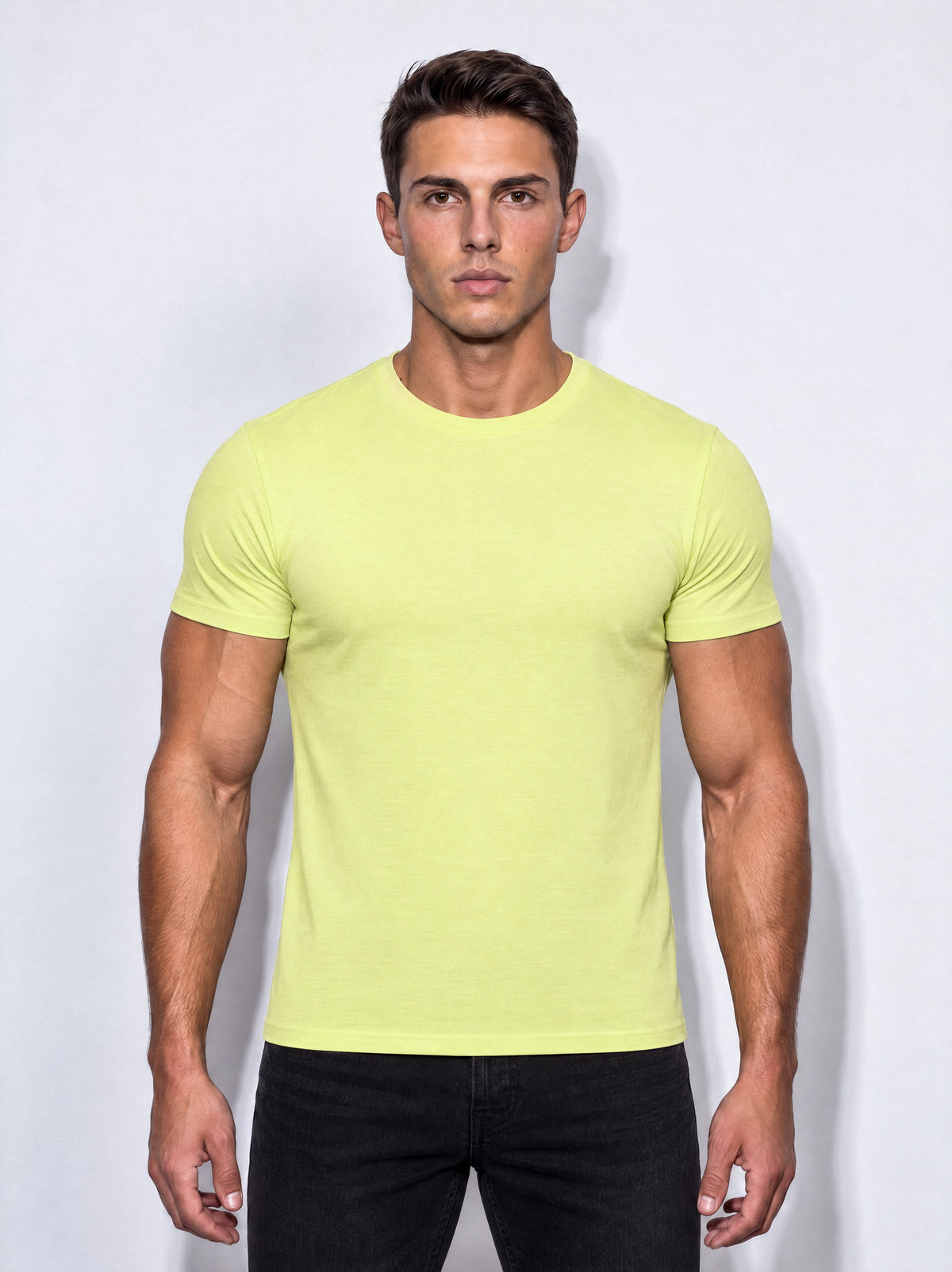 He wears size L – 180 cm tall