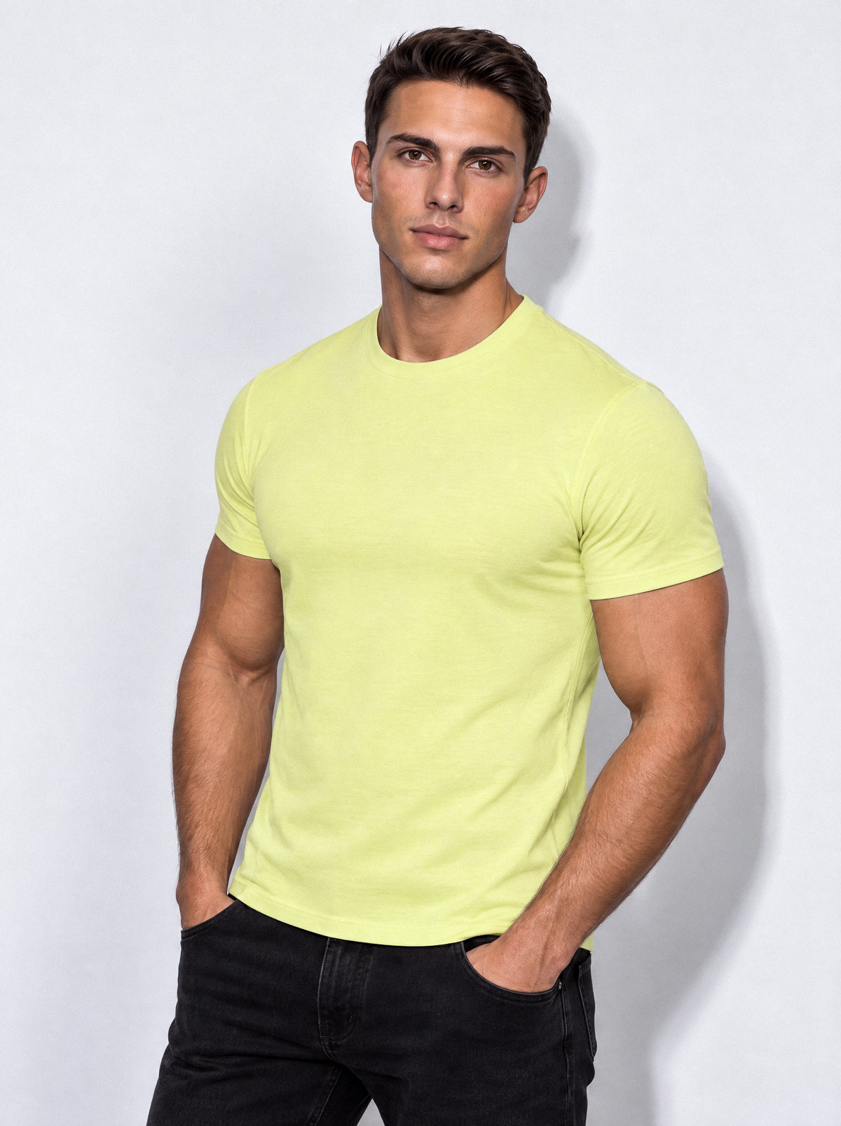 He wears size L – 180 cm tall