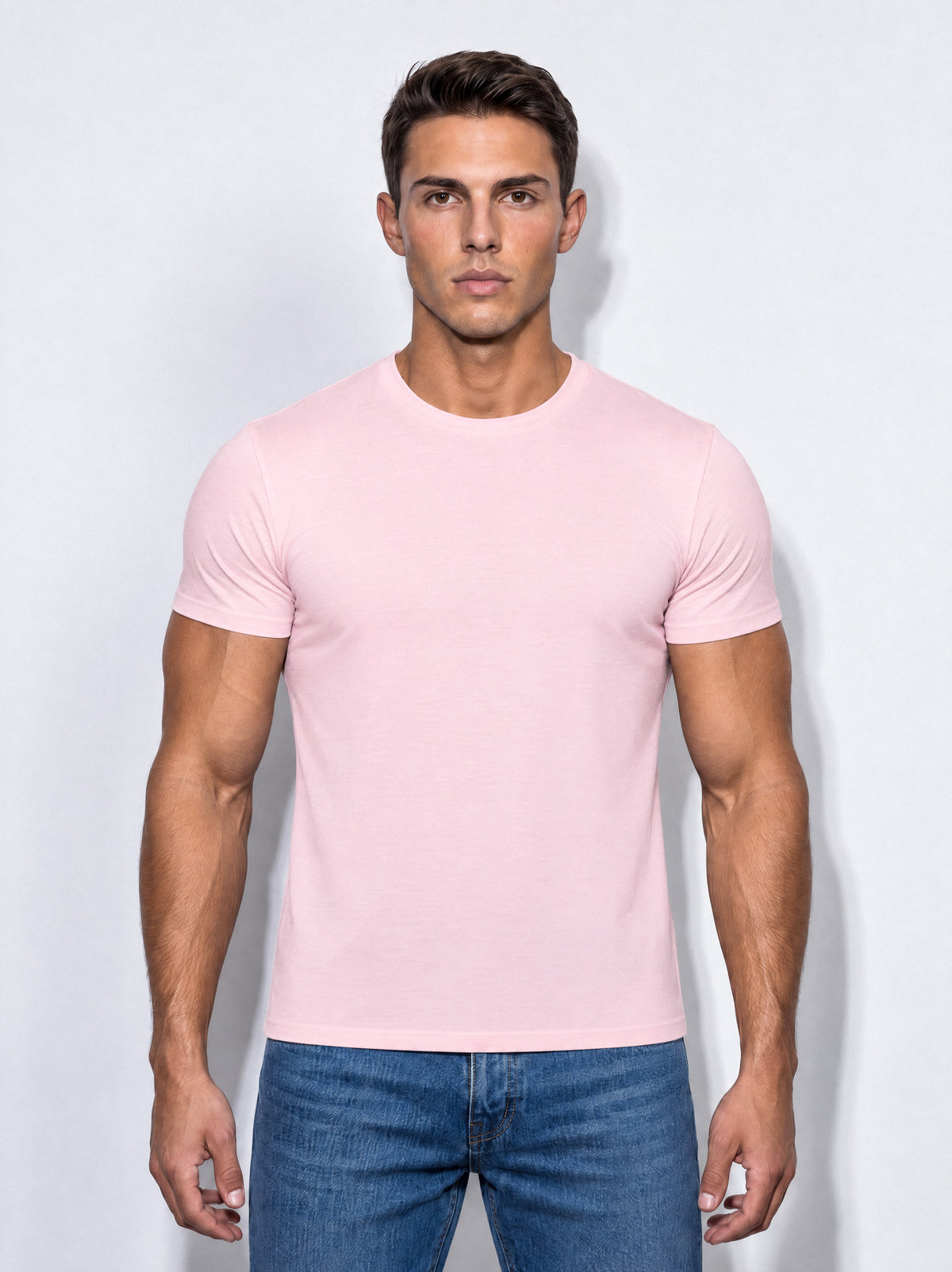 He wears size L – 180 cm tall