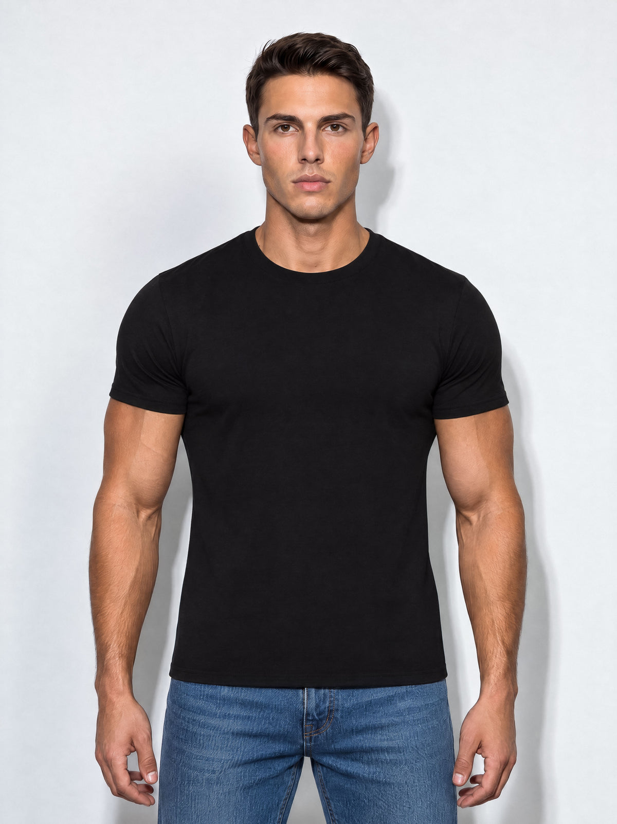 He wears size L – 180 cm tall