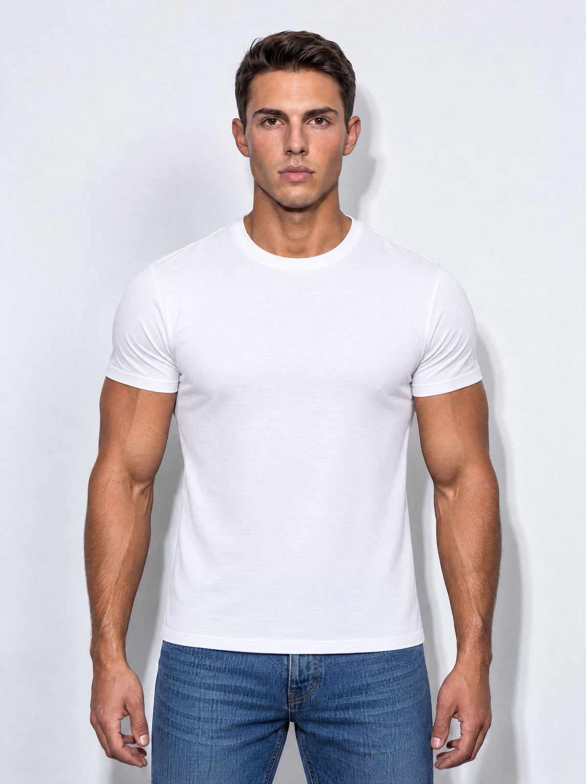 He wears size L – 180 cm tall