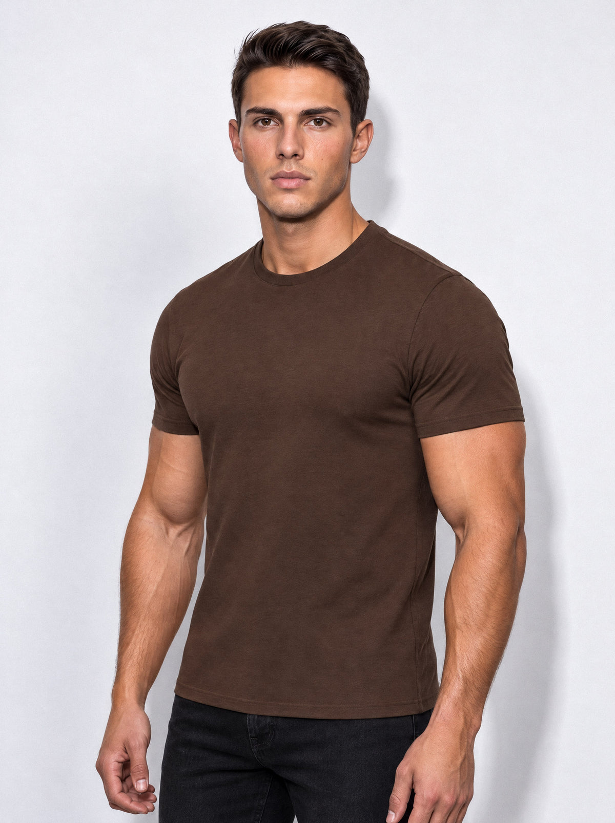 He wears size L – 180 cm tall