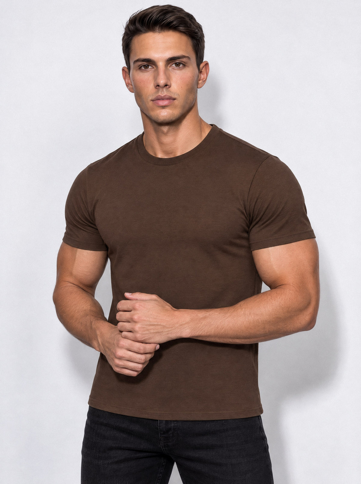 He wears size L – 180 cm tall