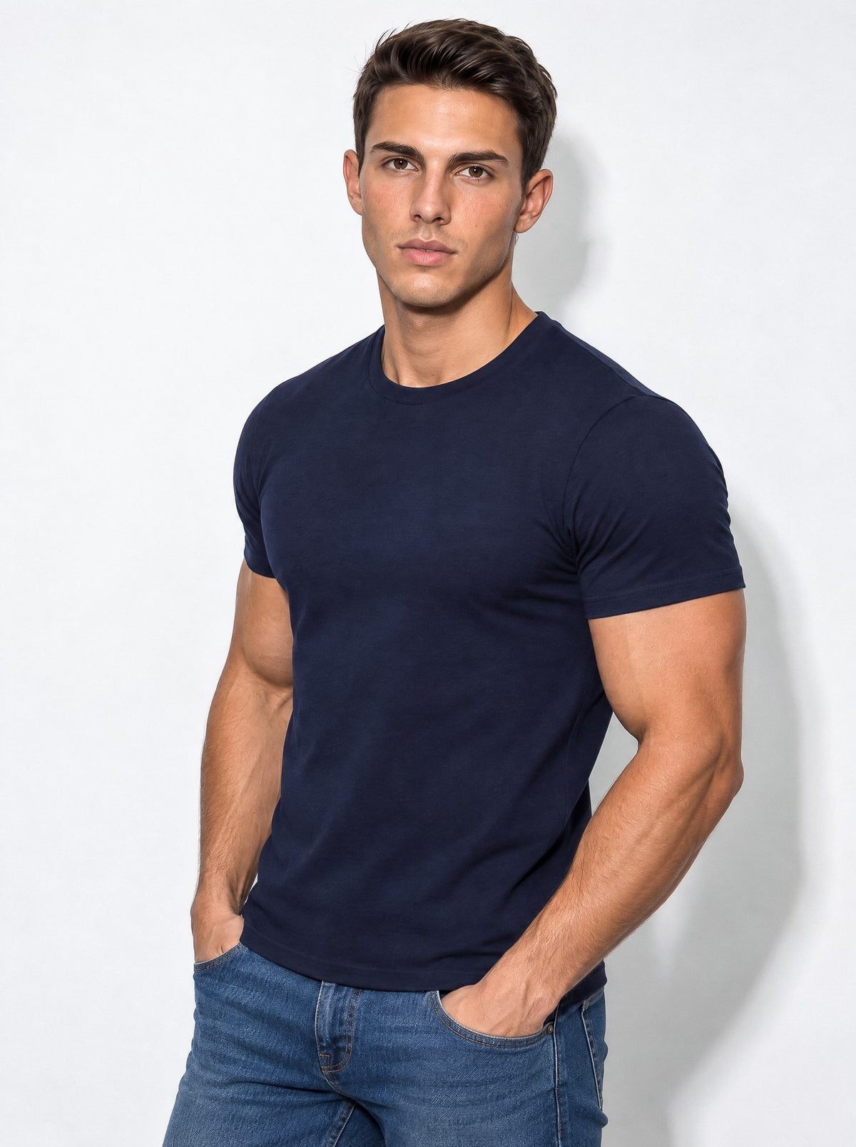 He wears size L – 180 cm tall
