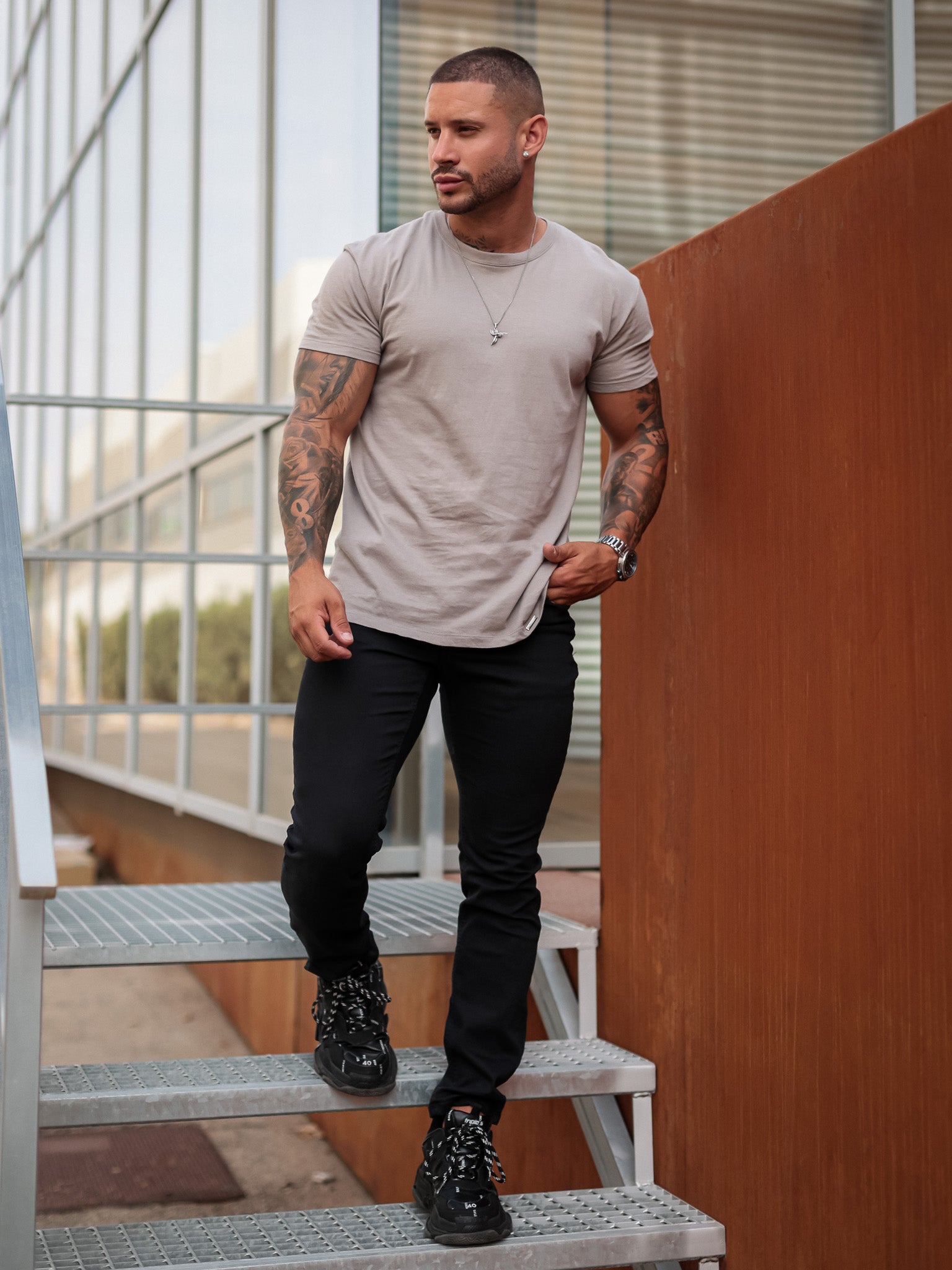 BASIC SLIM-FIT T-SHIRT | LIGHT GREY