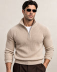 He wears size L – 185 cm tall