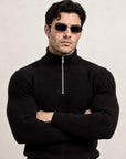 He wears size L – 185 cm tall