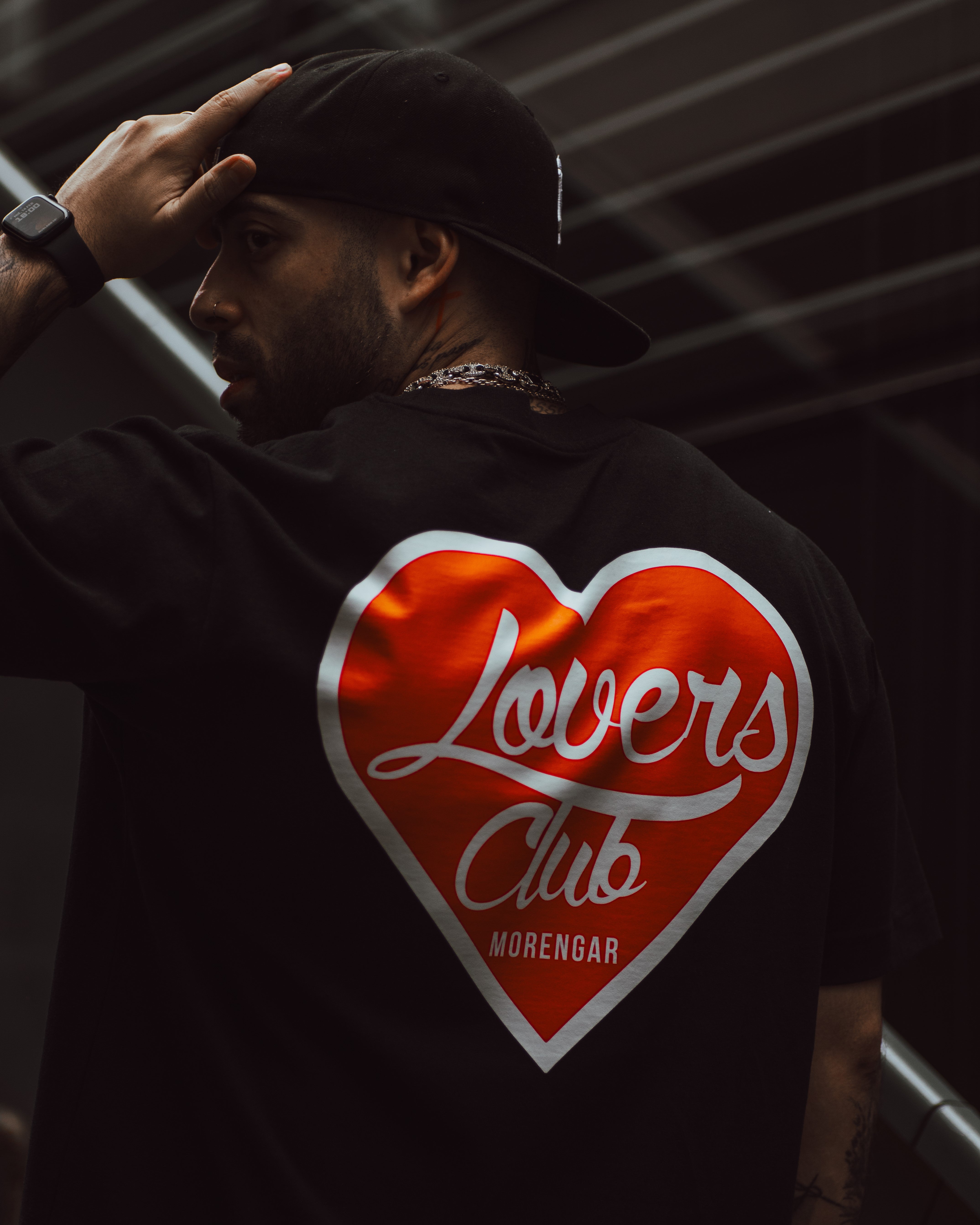 LOVERS CLUB T-SHIRT| SCHWARZ