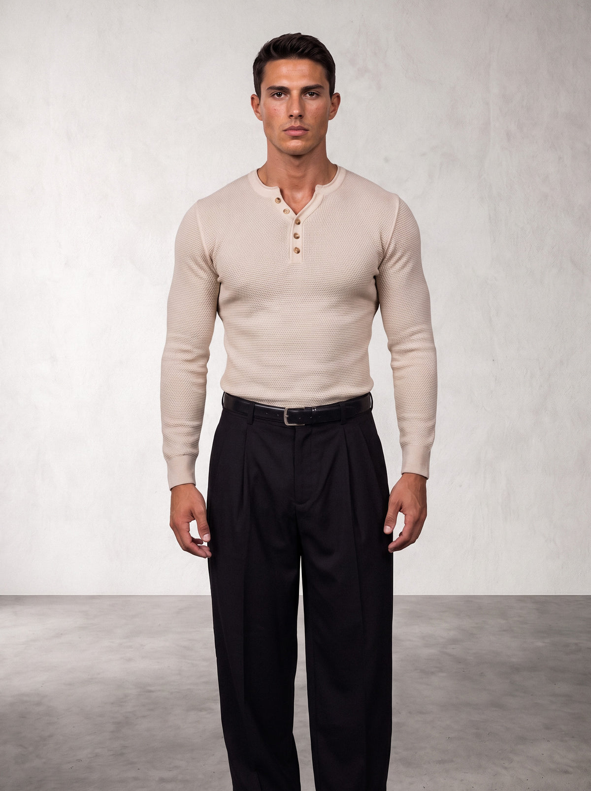 The model wears size XL – 180 CM