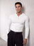 The model wears size L – 180 CM
