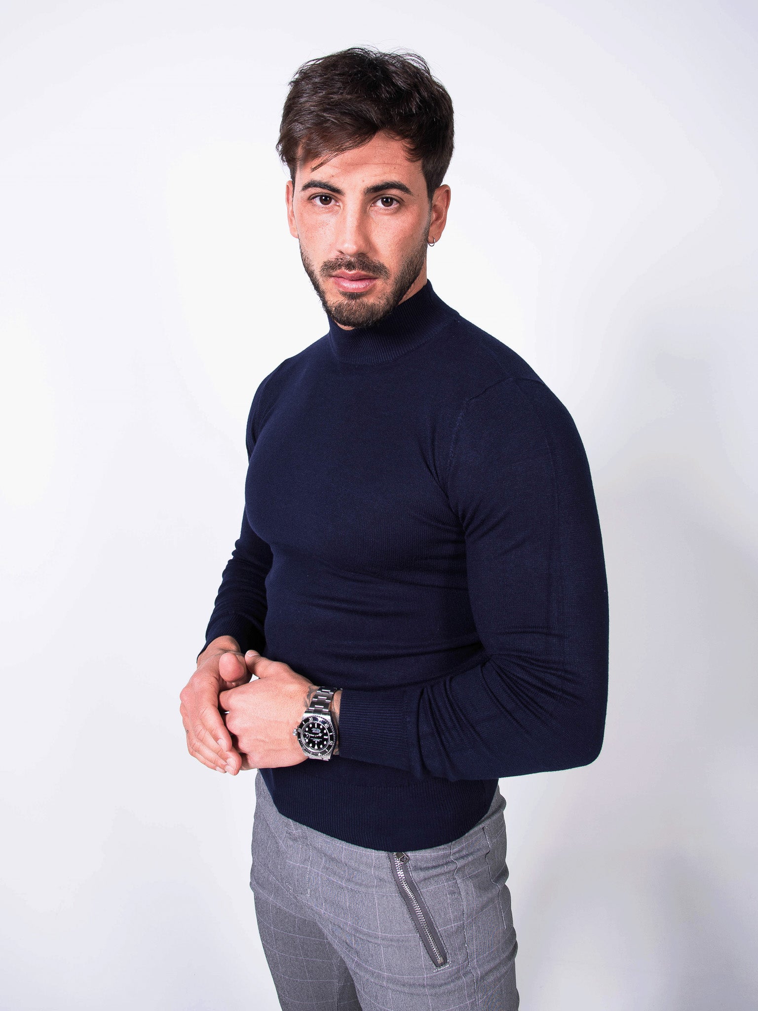 MORENGAR CLASSIC WOOL KNITTED JUMPER IN NAVY BLUE WITH MEDIUM NECK